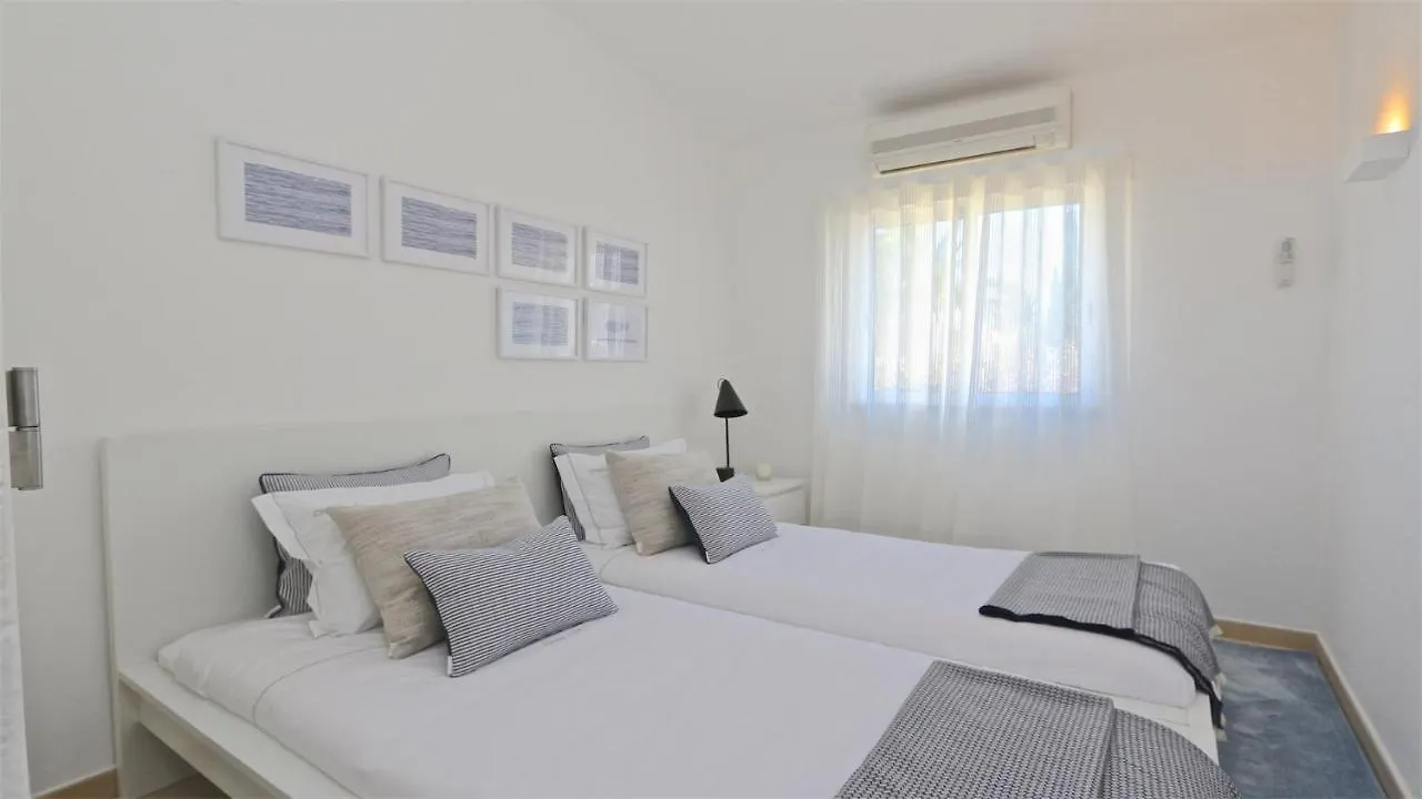 Villa Vila Chez Lee, 219 Aldeia Do Golf-Cleverdetails - Sleeps 6, Quiet Area Vilamoura