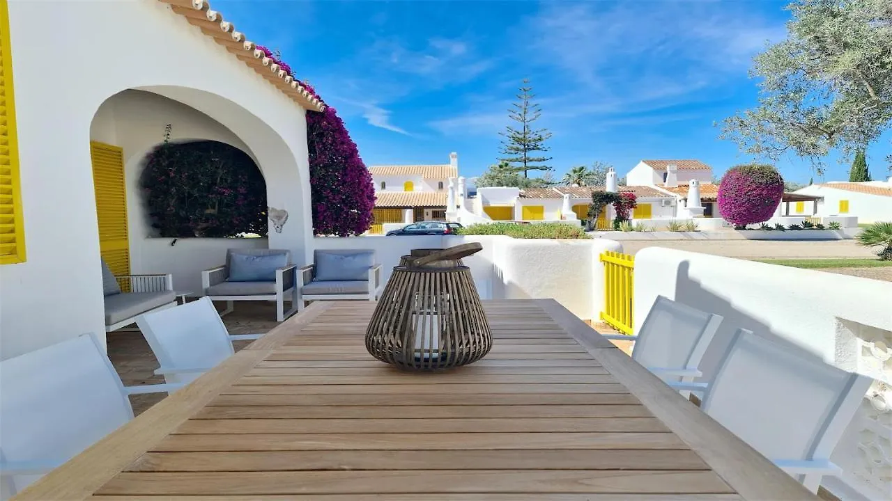 Vila Chez Lee, 219 Aldeia Do Golf-Cleverdetails - Sleeps 6, Quiet Area Vilamoura 0*,